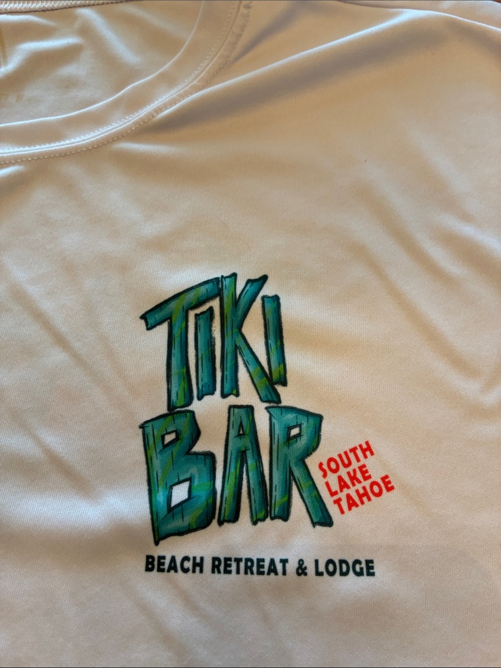 VENTURE (GUC) The Beach Tiki Bar Logo White Short-Sleeve Crew Tee, Size XXL. - Picture 2 of 7